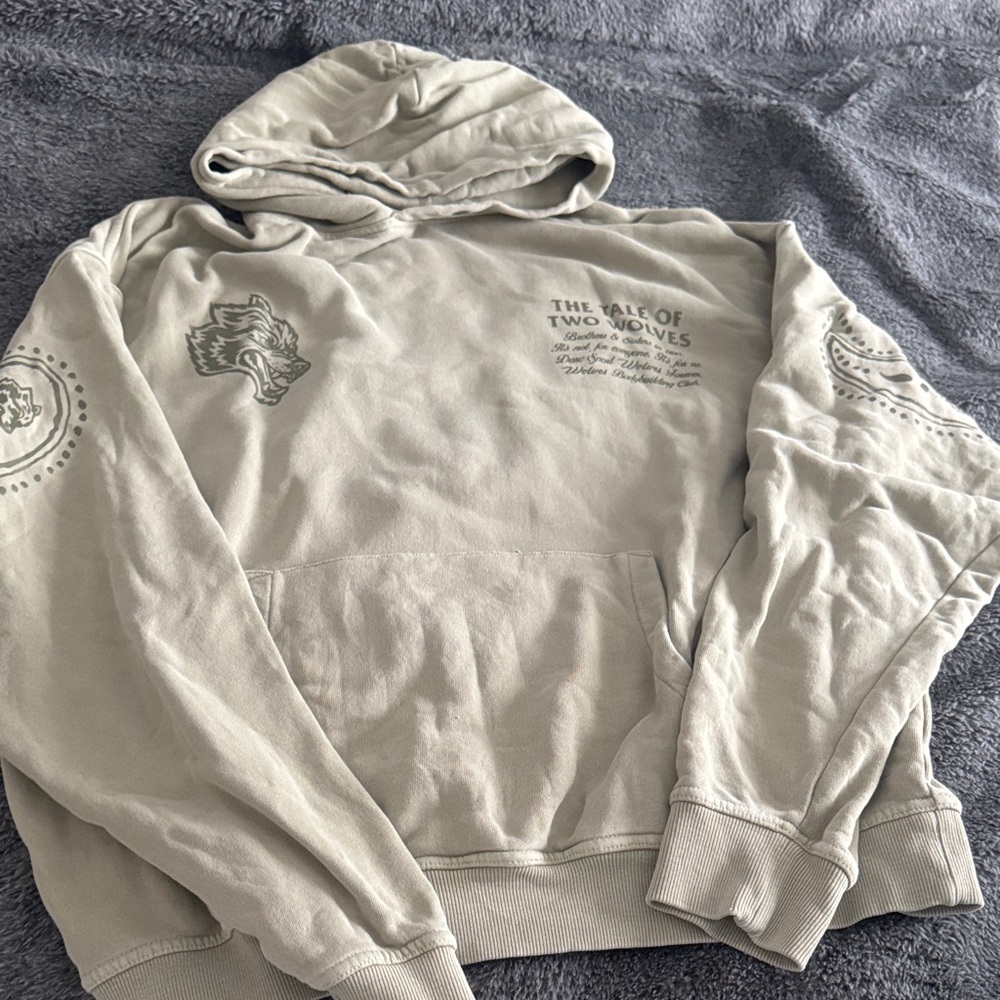 Darc Sport Green Hoodie with Wolf Design